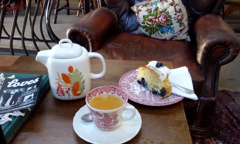 Loves Café in Weston-super-Mare